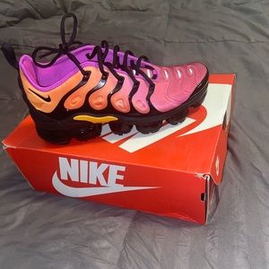Women’s Nike Air Vapormax - size 9.5